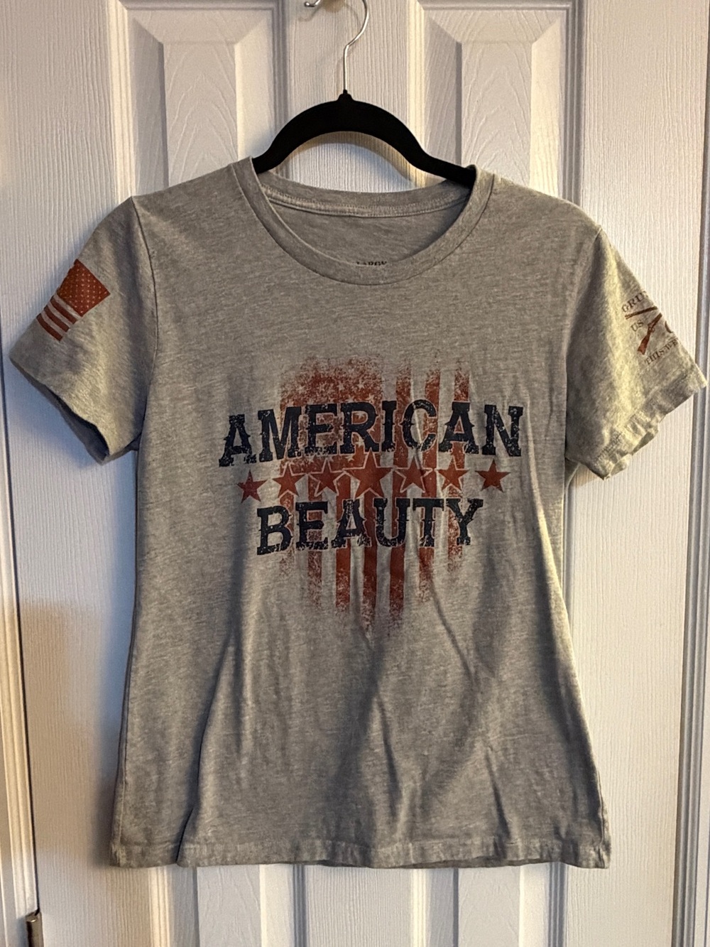 Grunt Style Women's Gray 'American Beauty' Graphic Tee with Red and Navy Print